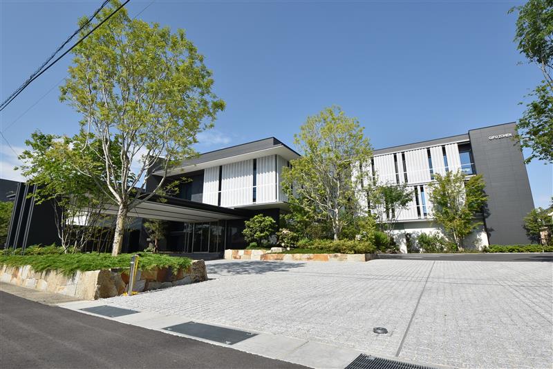 株式会社岐阜造園様|母集団の質の改善や手厚いサポートを受け、<br>24卒は4人の内定者の確保に成功。
