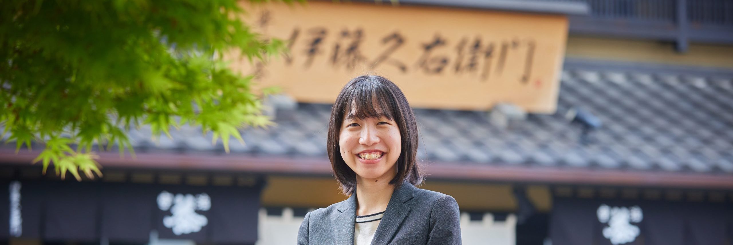 LINEで学生と密につながり、応募129人・入社11人を実現